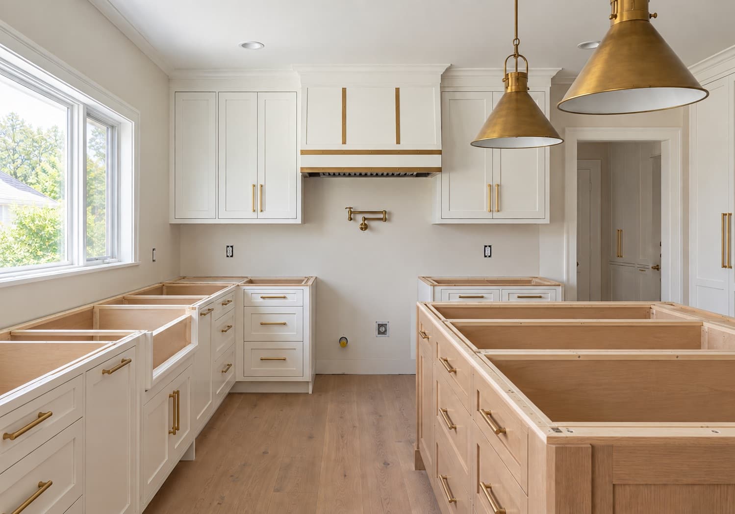 Kitchen before countertop and backsplash installation